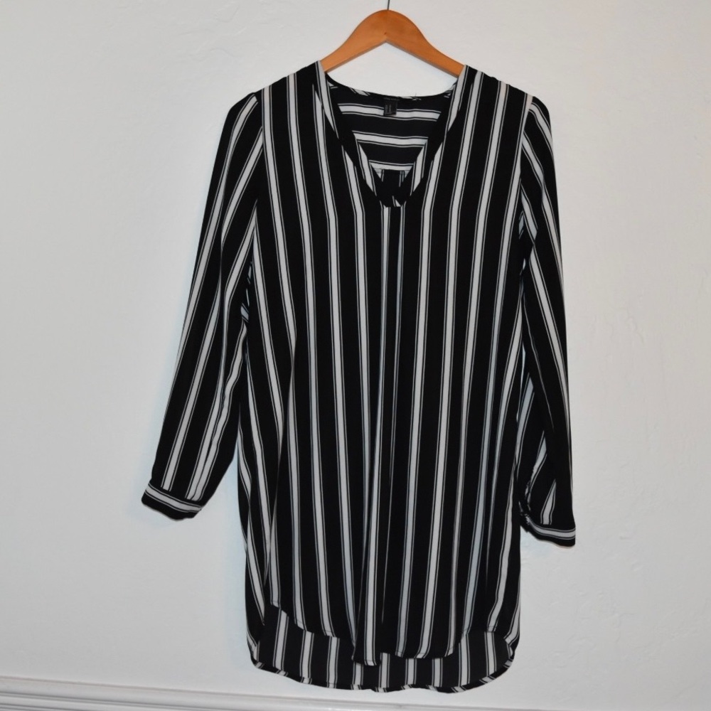Black & White Long Sleeve Dress